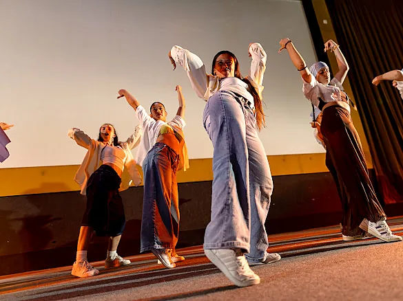 Coreografía urbana de alumnos de Home of Dance