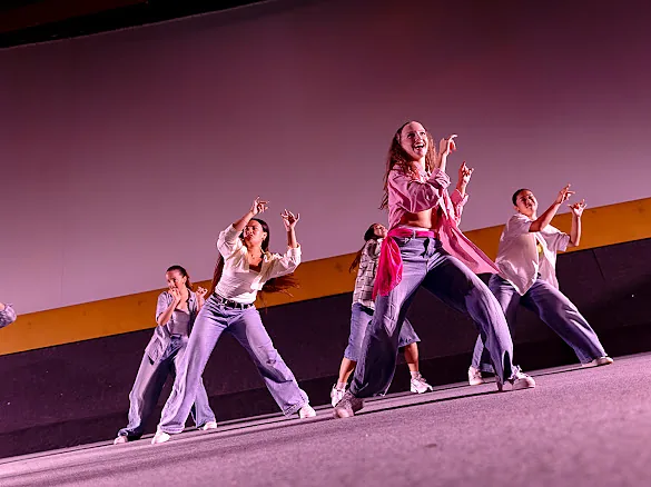 Grupo de heels en la gala de Home of Dance